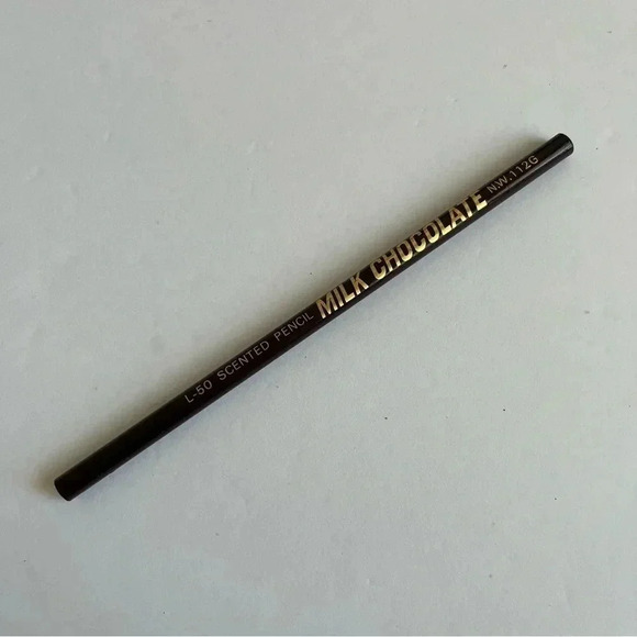 Vintage Scented Milk CHOCOLATE Pencil Unused Unsharpened L-50 - Picture 1 of 3
